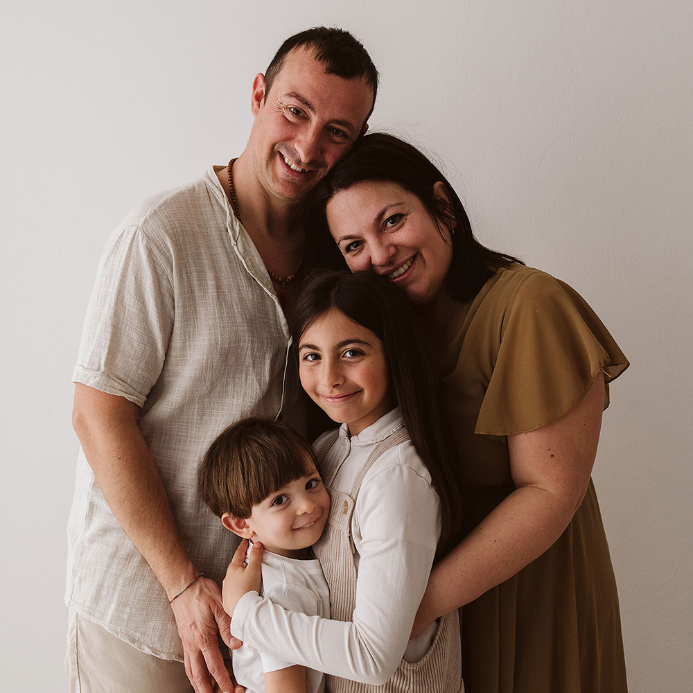 famiglia durante servizio fotografico in studio